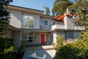 1952 Asilomar Drive is a 3 bedroom family home in Oakland CA that sold off-market